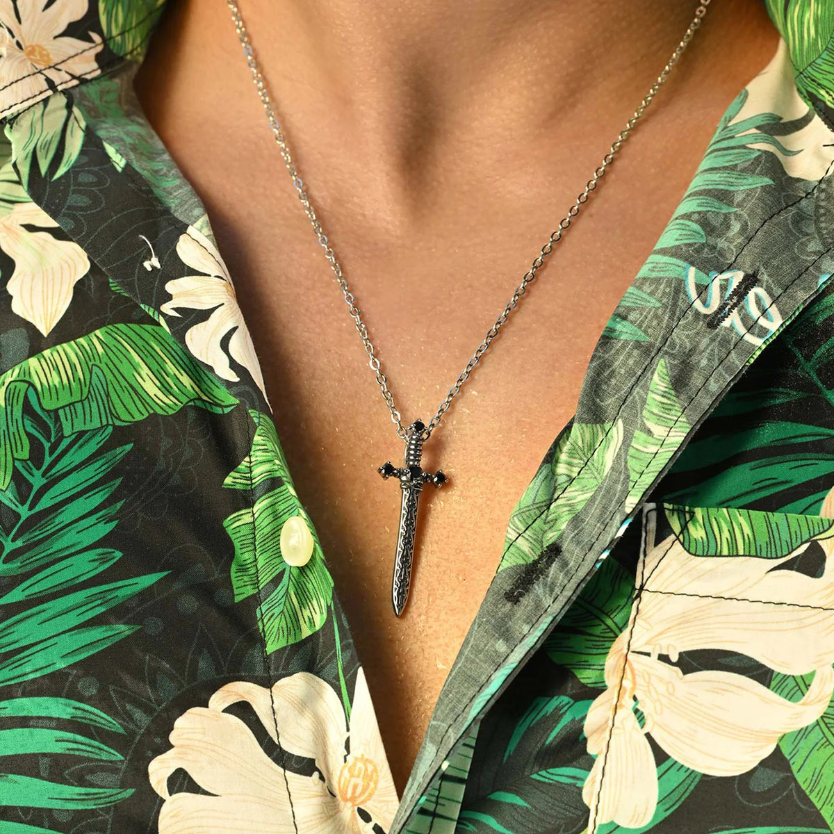 Punk Stainless Steel Sword Necklace for Men Boys,Vintage Black Zircon Sword Shape Pendant,Gift for BBF Son Dad
