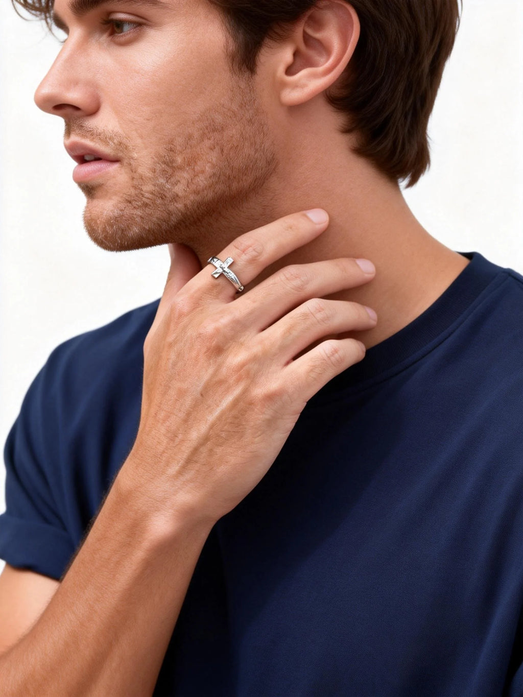 PENDRA Quinorin Cross Charm Ring
