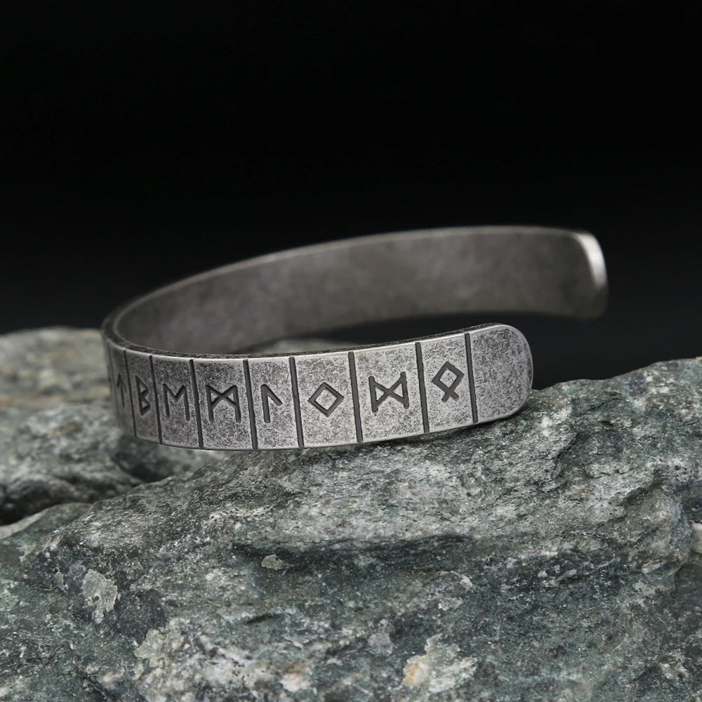 PENDRA Runeband Nordic Viking Rune Bracelet