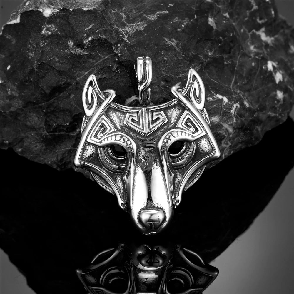 PENDRA Wolf Norse Celtic Necklace