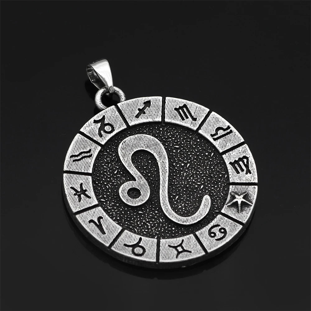 PENDRA Hip Norse Necklace