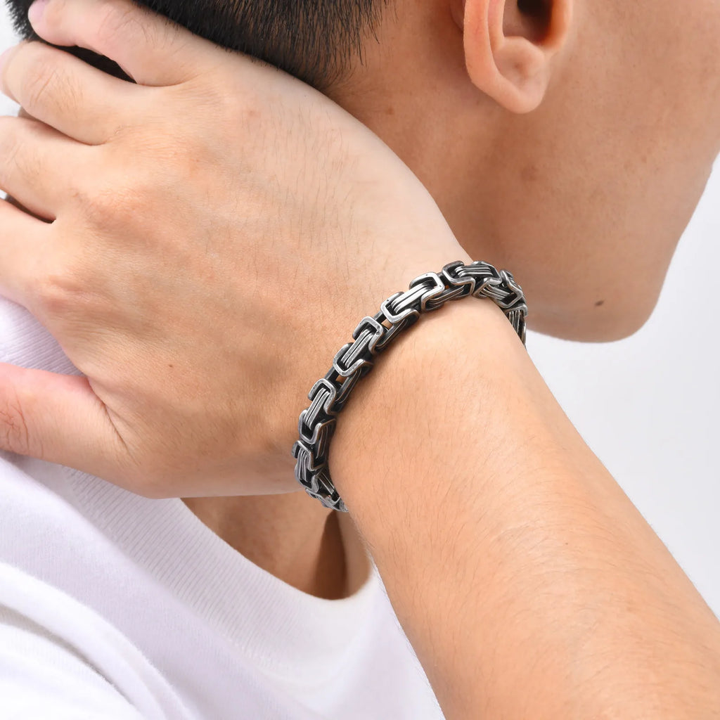 PENDRA Byzantine Chunky Bracelet