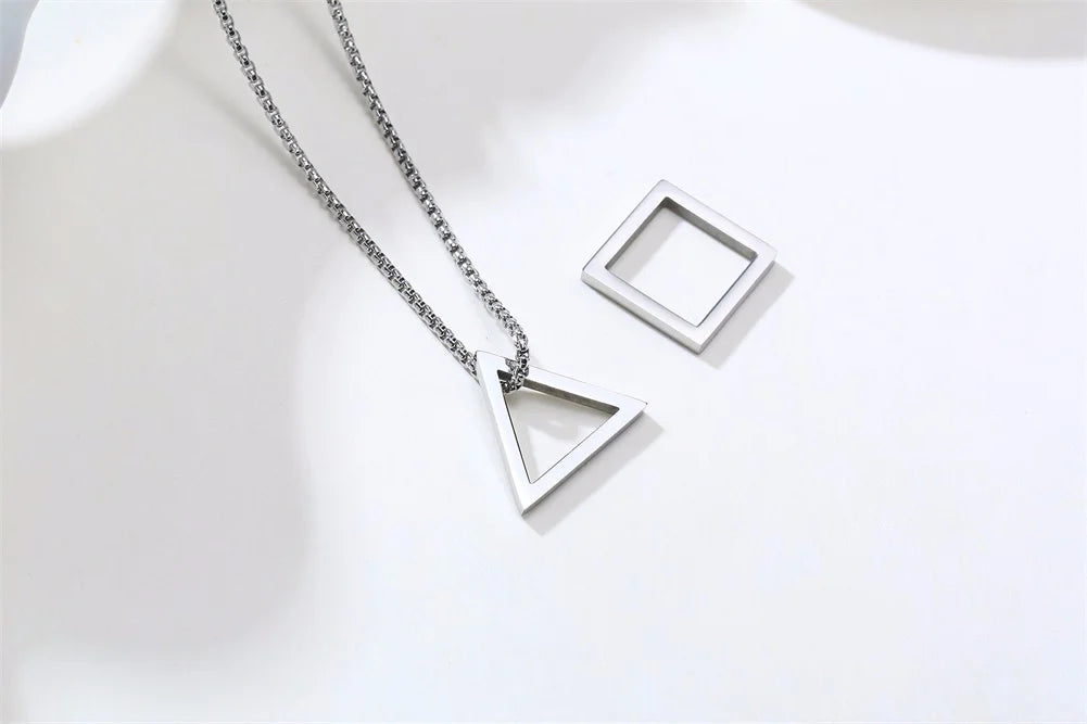 PENDRA Interlocking Triangle Pendant Necklace