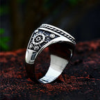 PENDRA Piratefang Double Knife Skull Ring