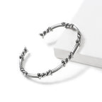 PENDRA Thornknot Twisted Thorn Ring