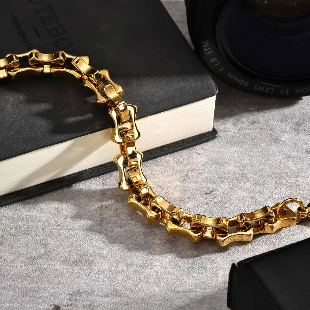 PENDRA Thick Links Bracelet