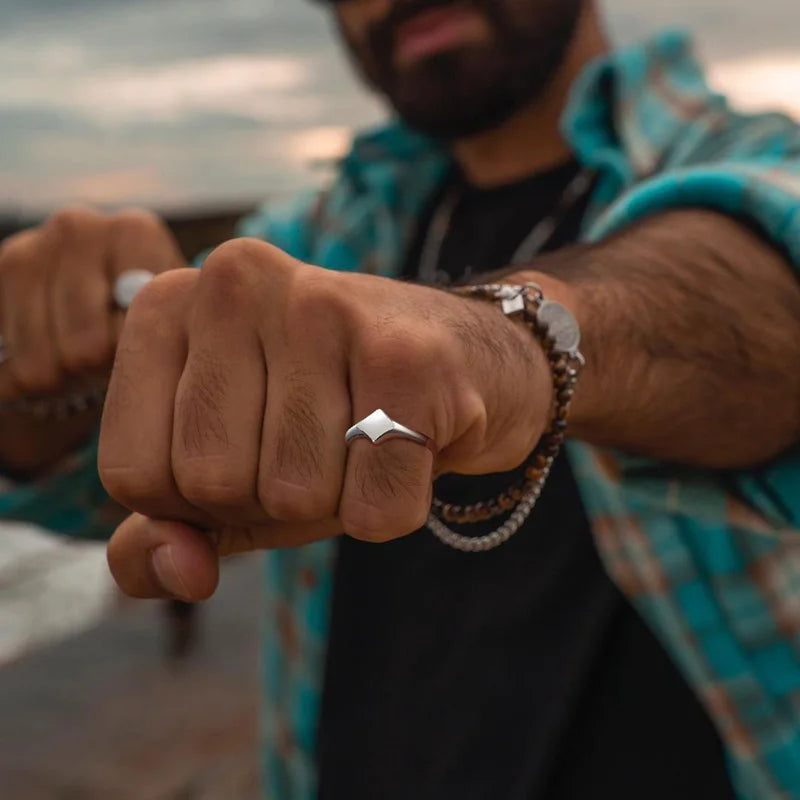 PENDRA Hall's Lotus Elegant Steel Ring