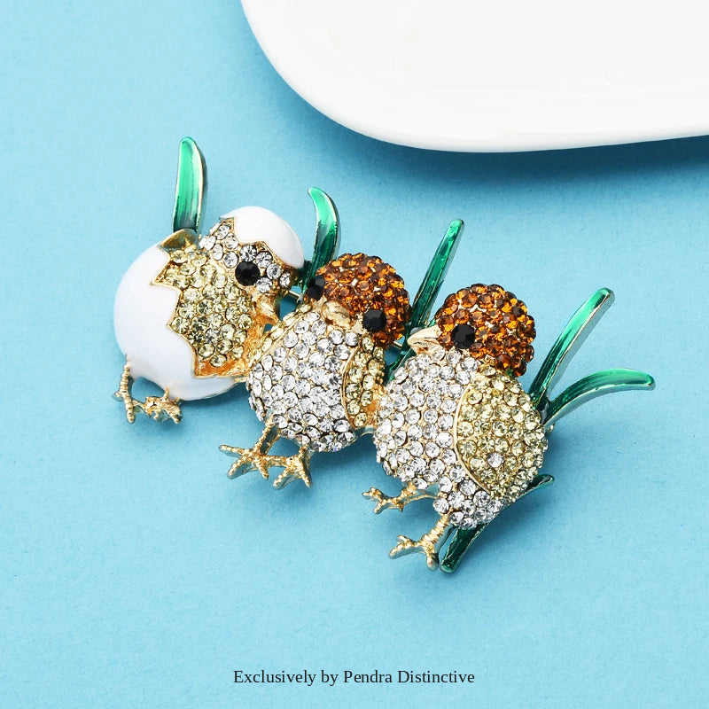 PENDRA 3 Full Sparkling Rhinestone Chick Brooch