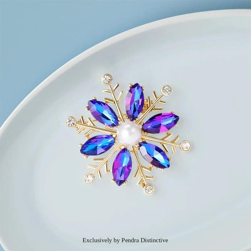 PENDRA Clovera Clover Flower Brooch