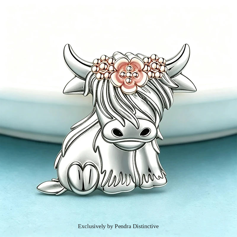 PENDRA Cute Highland Cow Brooch