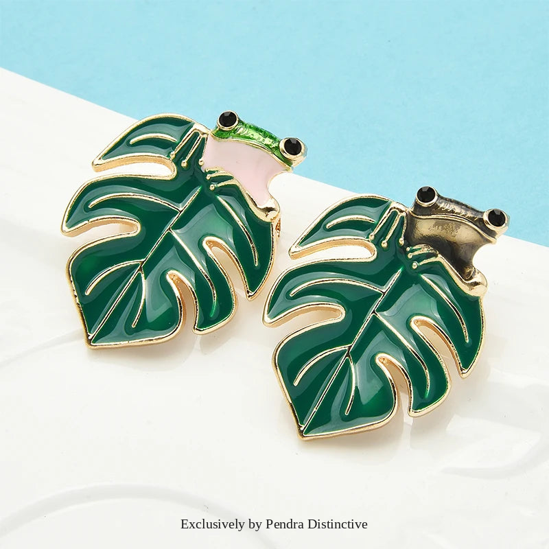 PENDRA Enamel Frog Brooch