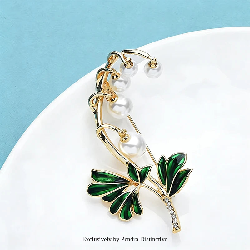 PENDRA Enkiana Enkianthus Chinensis Pearl Flower Brooch