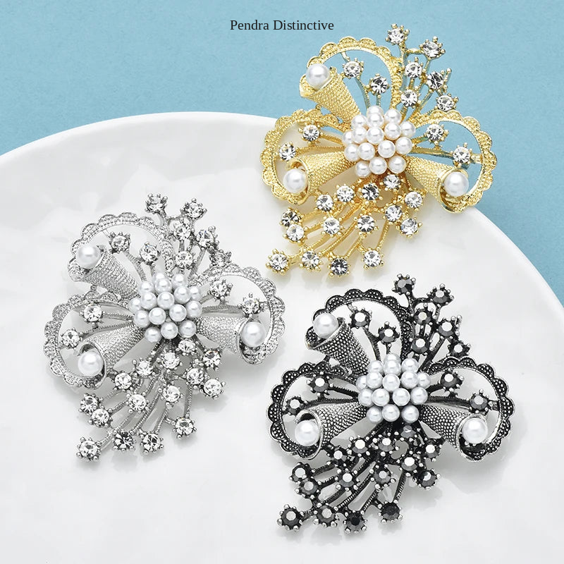 PENDRA Florielle27 Rhinestone Brooch