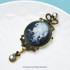 PENDRA Vintage Lady Head Badge Brooch
