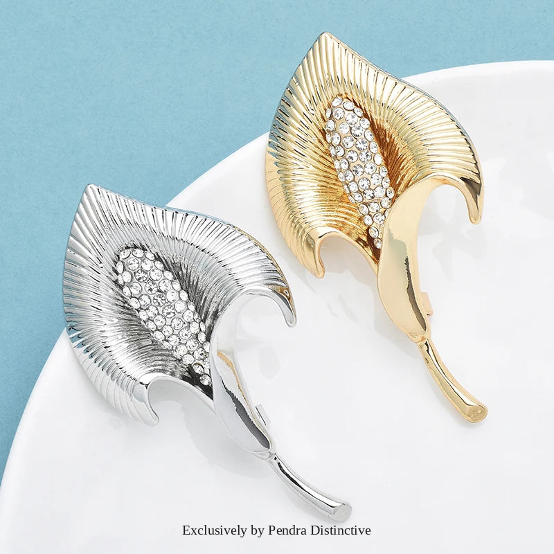 PENDRA Lilycrest Big Crystal Lily Flower Brooch