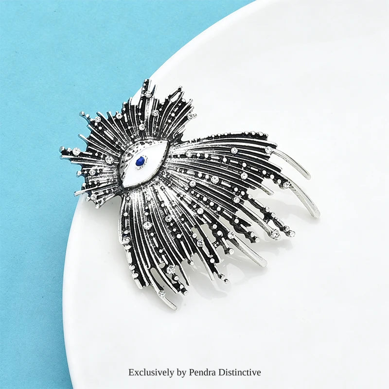 PENDRA Vintage Lovely Eye Brooch