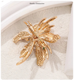 PENDRA Pearlina Pearl Flower Brooch
