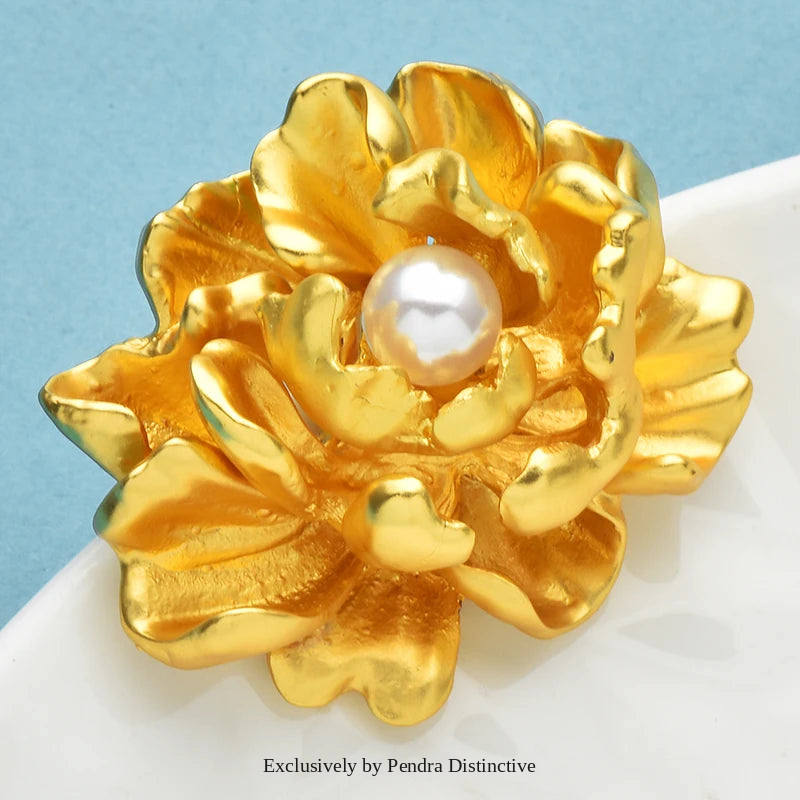 PENDRA Peonia Gold Peony Flower Brooch