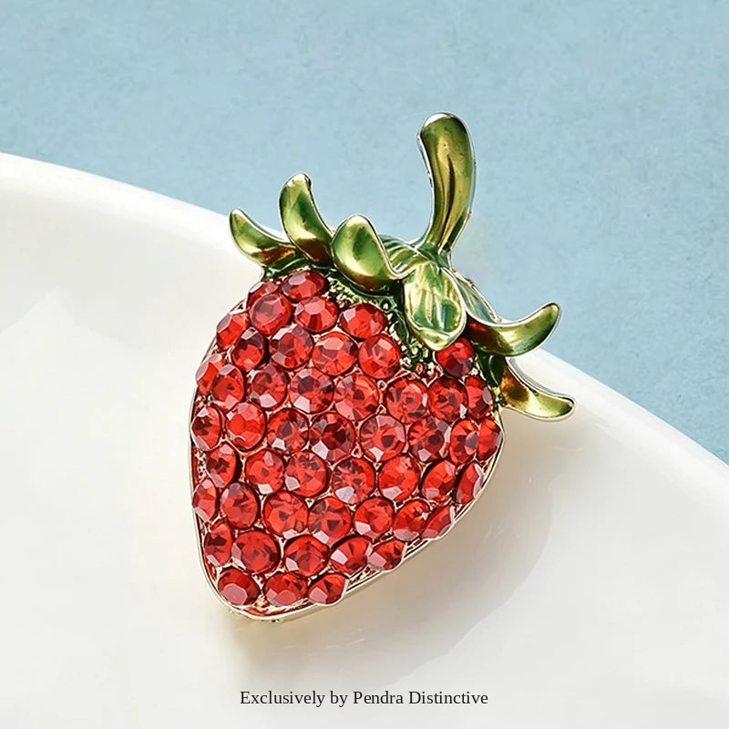 PENDRA Strawberrya Shining Rhinestone Strawberry Brooch