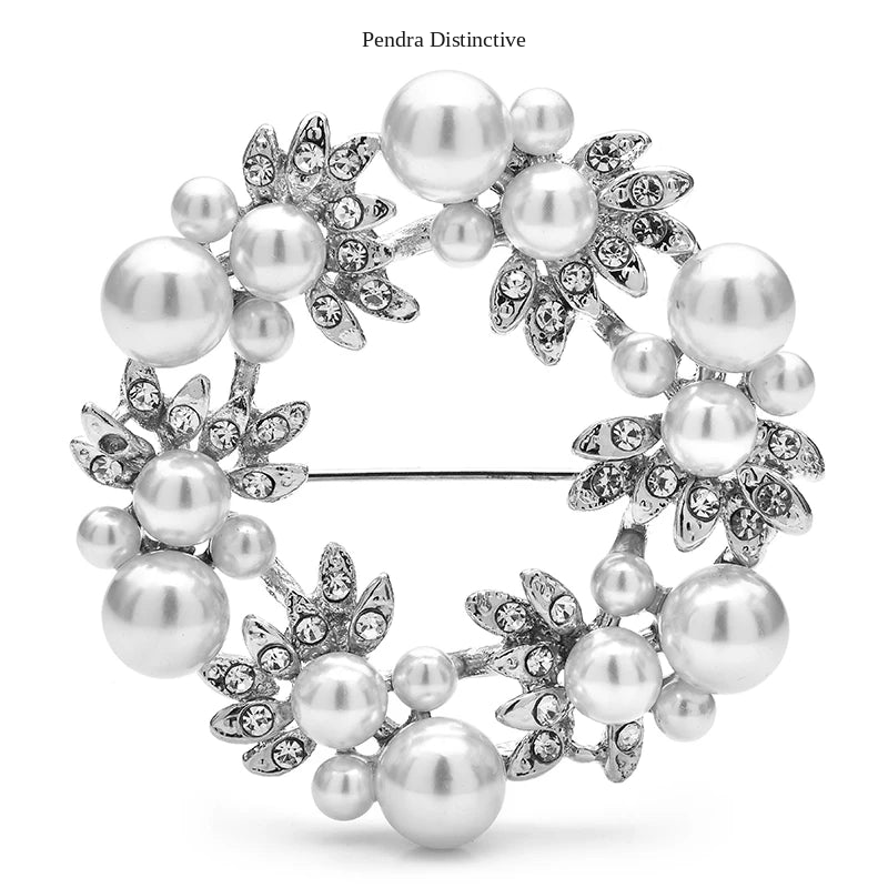 PENDRA Wreathfleur Pearl Flower Wreath Brooch